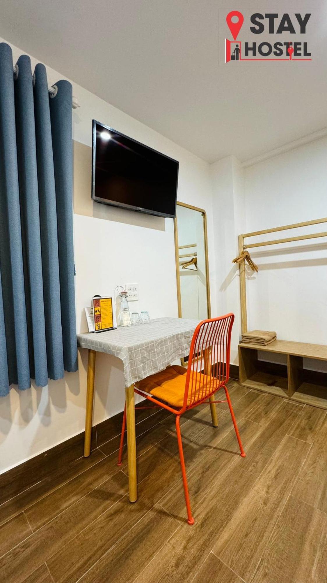 Stay Hostel 2 - 350M From The Ferry 迪石 外观 照片