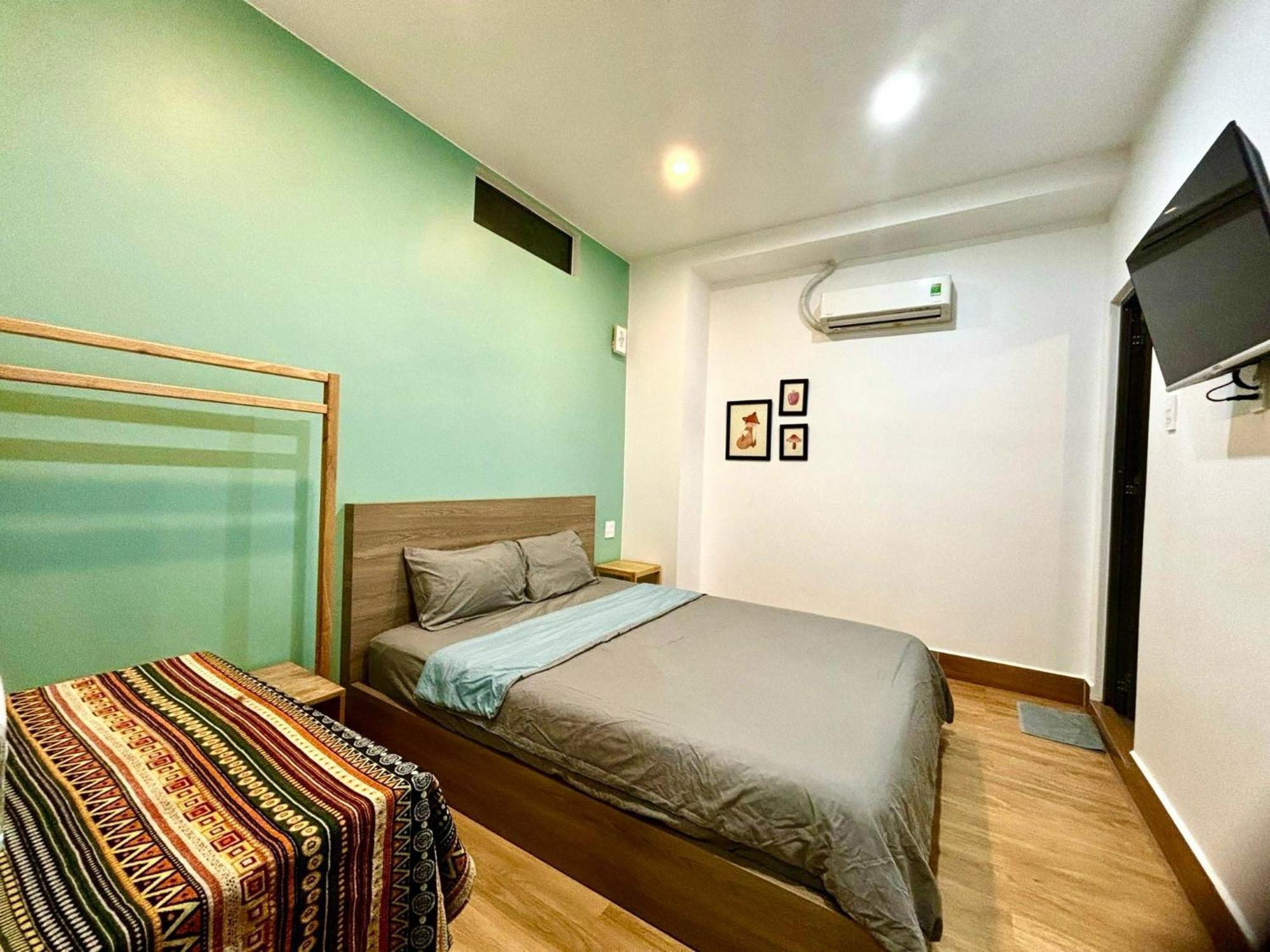 Stay Hostel 2 - 350M From The Ferry 迪石 外观 照片