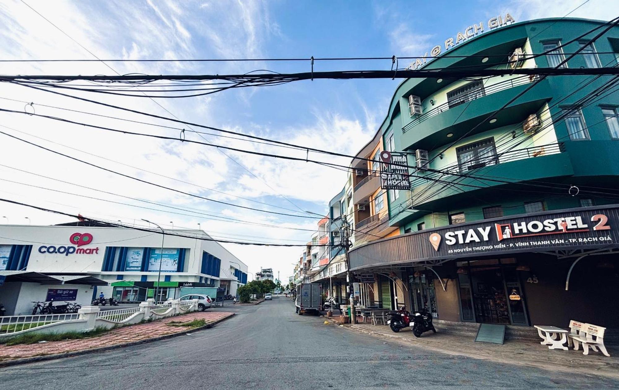 Stay Hostel 2 - 350M From The Ferry 迪石 外观 照片